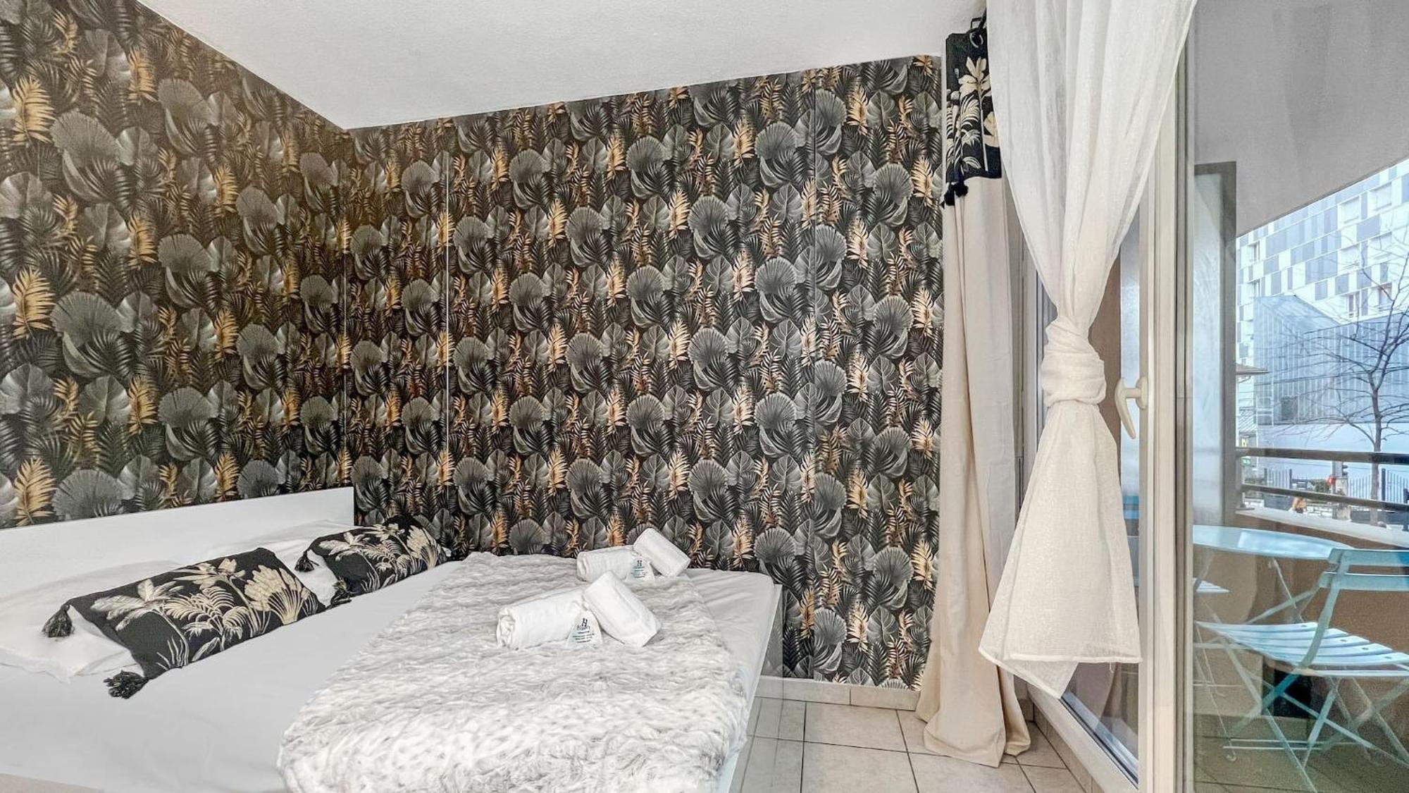 Homey Wild - Proche Gare Et Tram - Proche Centre - Balcon Prive - Parking Prive - Wifi Gratuit Аннмасс Екстер'єр фото